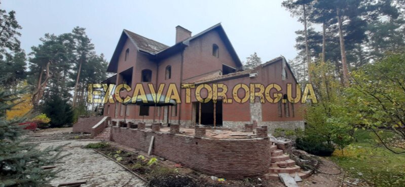 Демонтаж приватного будинку у Київській області